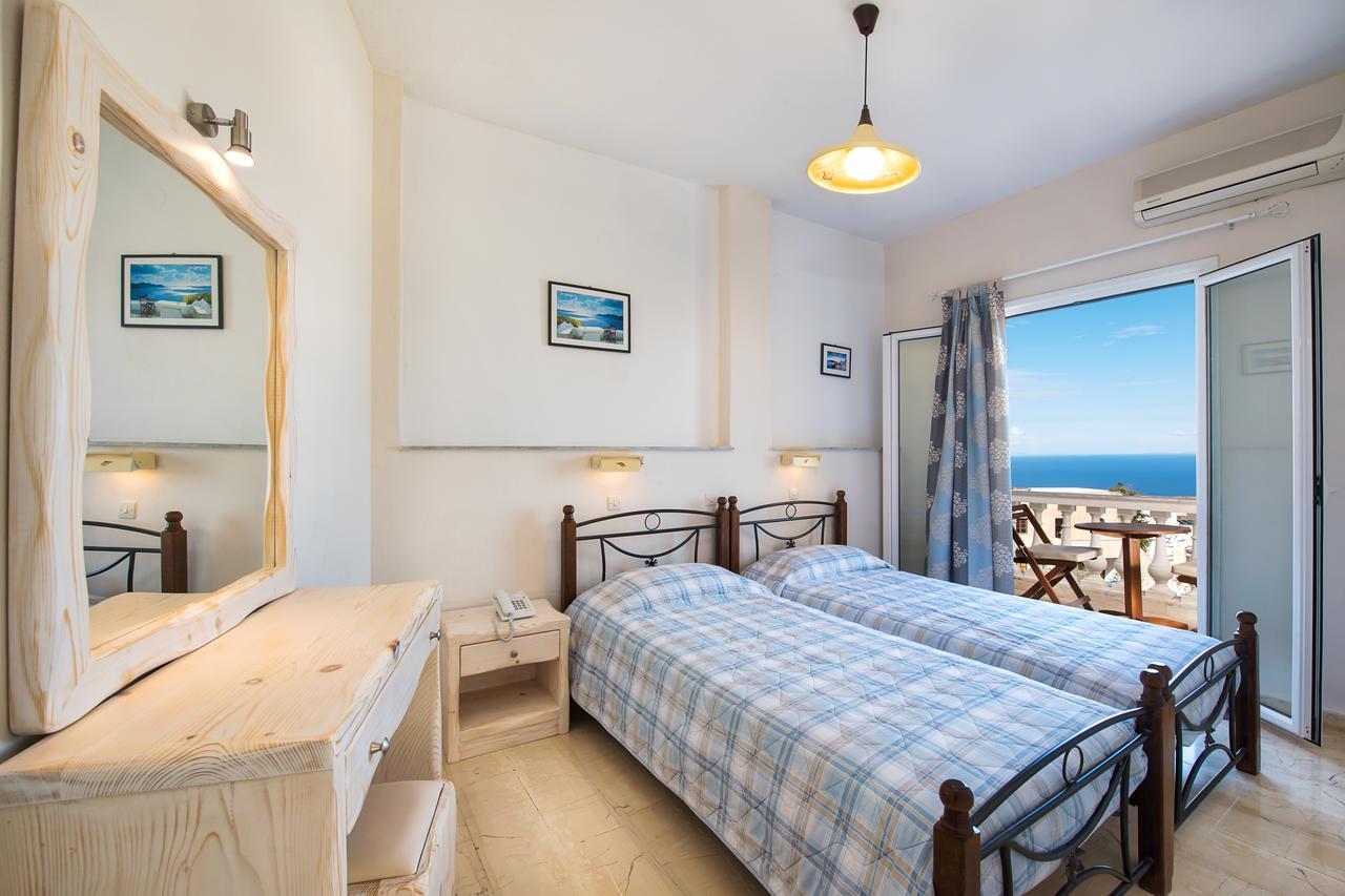 Anatoli & Hotel Fira (Santorini)