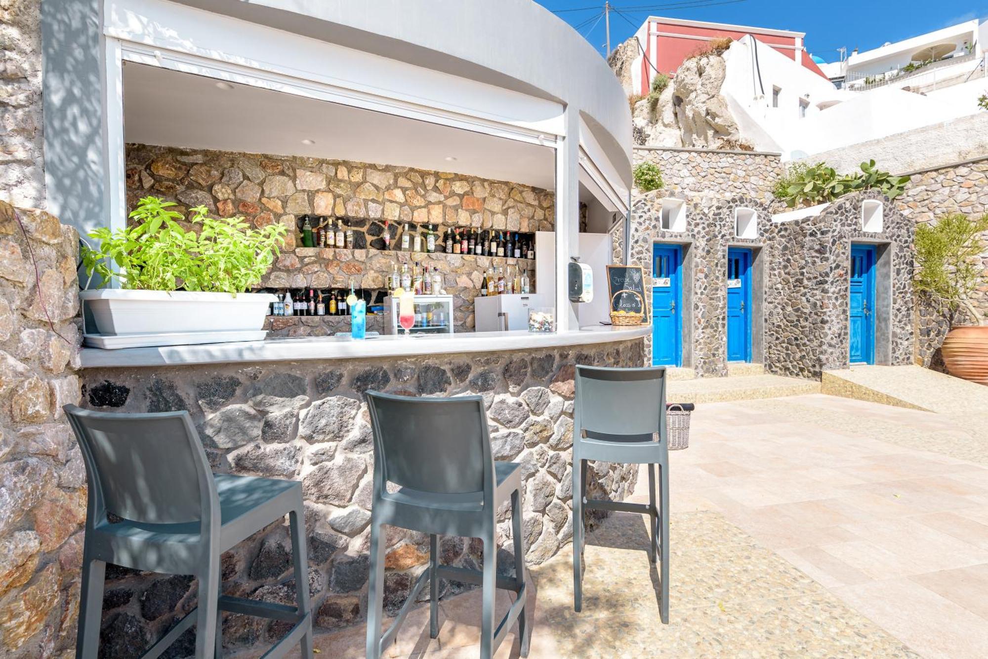 Anatoli & Hotel Firá