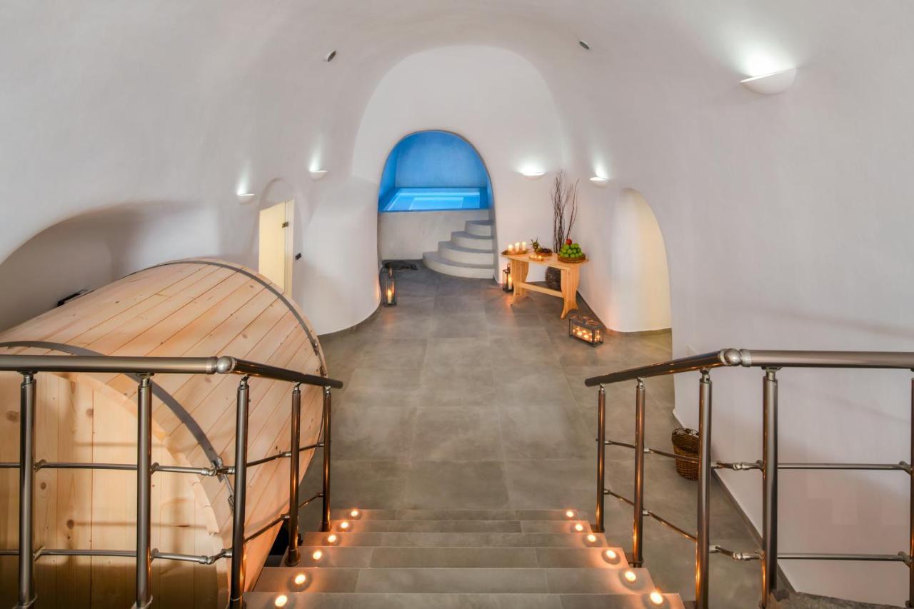 Anatoli & Hotel Fira (Santorini)